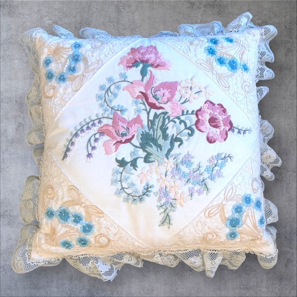 Embroidered Throw Pillow Vintage Cottagecore Floral Lace Pastel Feminine 12" - Picture 1 of 13